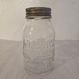 Atlas Strong Shoulder Mason Clear Glass Quart Canning Jar With Glass Lid Vintage